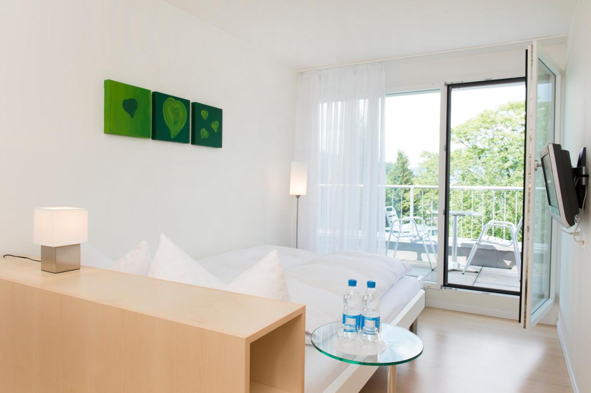 Hotel Seaside Spiez Buitenkant foto