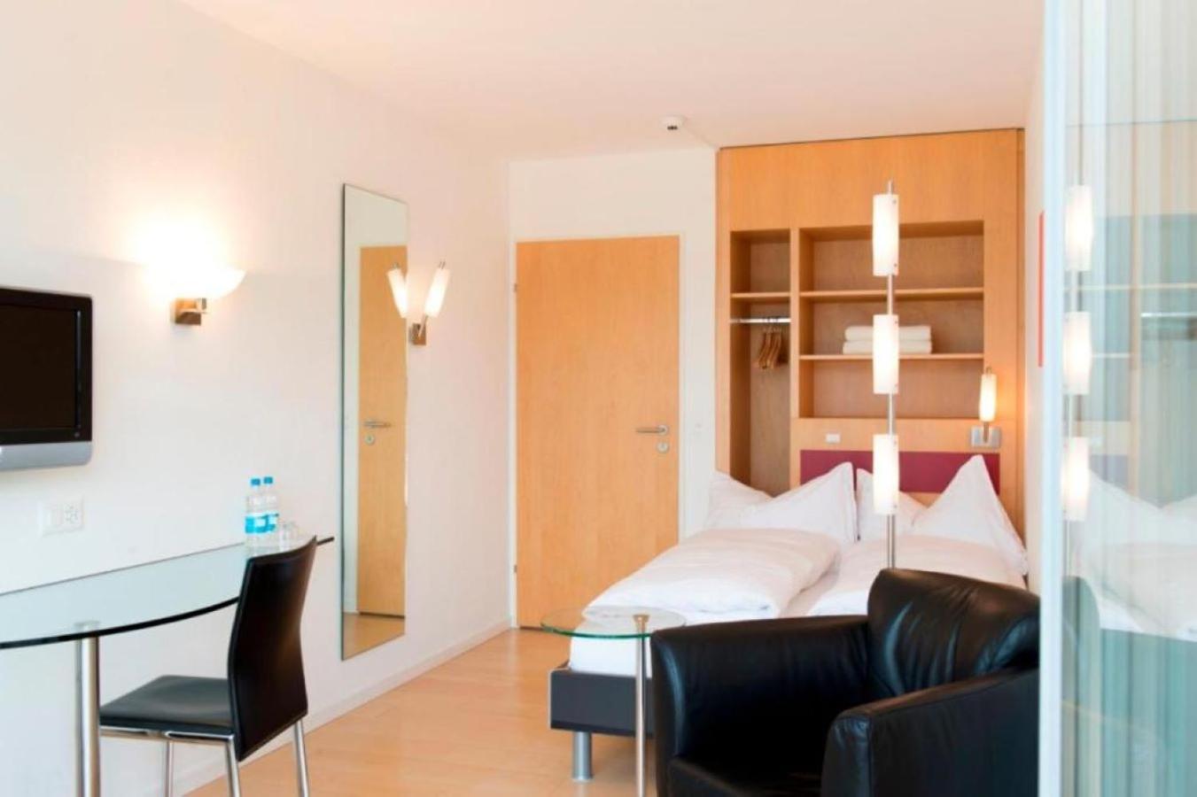 Hotel Seaside Spiez Kamer foto